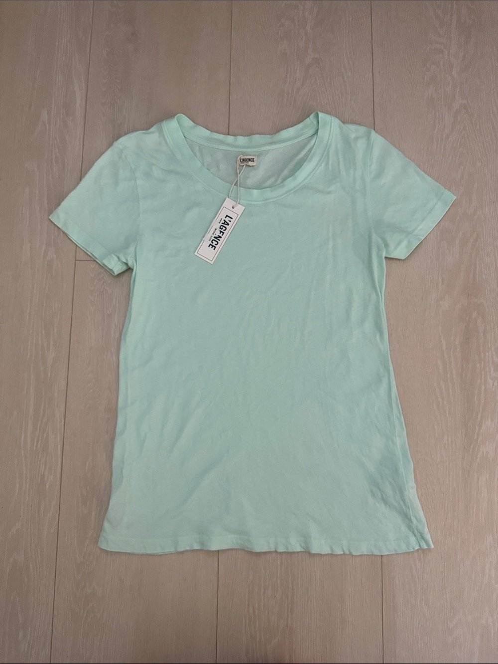 L'AGENCE Honeydew Mint Green Short Sleeve Crew Cory Tee - Picture 2 of 10